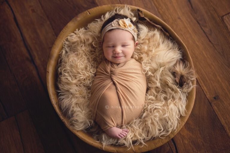 des moines iowa newborn photographer his and hers darcy milder best newborn photographer des moine