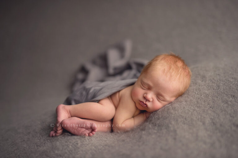 iowa newborn photographer des moines iowa newborn photography best newborn photographer des moines