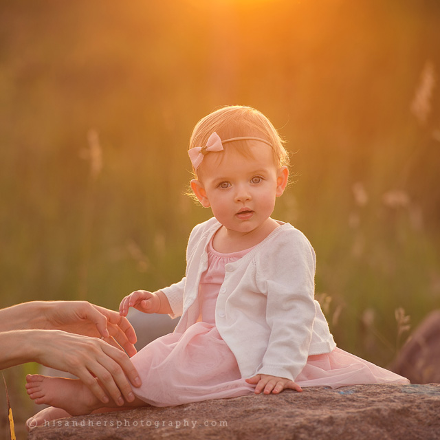 family photographer in iowa, des moines iowa family photographer, family portraits photographer, des moines photographer, iowa family pictures photographer, family photo session des moines iowa photographer, family photographer, family portraits, des moines iowa